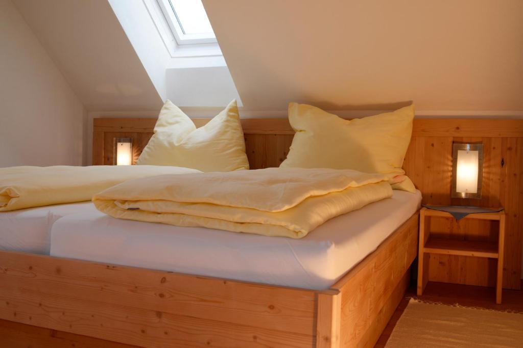 Fruehstueckspension Kleinschuster Burgau Quarto foto